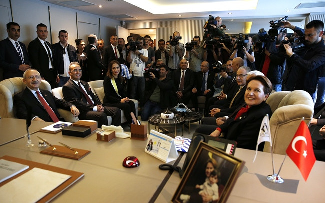 Kılıçdaroğlu'ndan Akşener'e ziyaret - Resim : 1