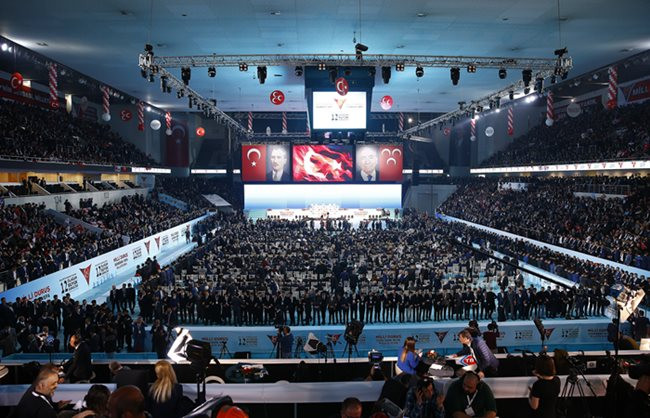 Bahçeli yeniden MHP genel başkanı seçildi - Resim : 1