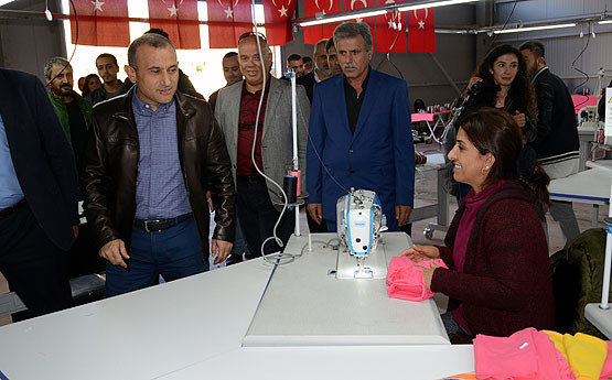 Tunceli'nin ilk tekstil atölyesi üretime başladı - Resim : 1