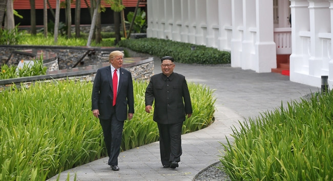 Trump-Kim zirvesinde tarihi anlaşma - Resim : 4