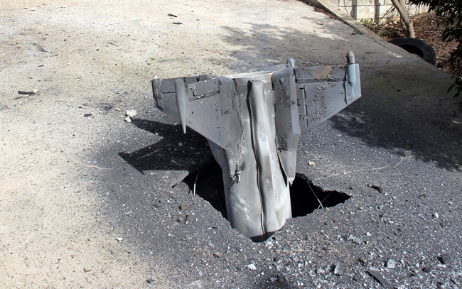 İsrail'e ait roket kalıntıları Lübnan'a düştü - Resim : 1