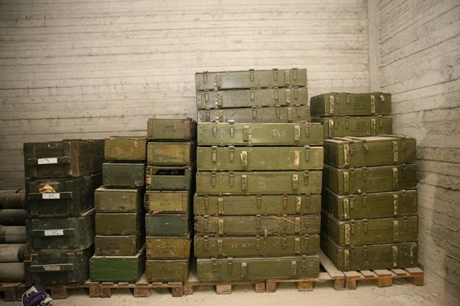 Afrin'de devasa mühimmat deposu bulundu - Resim : 1