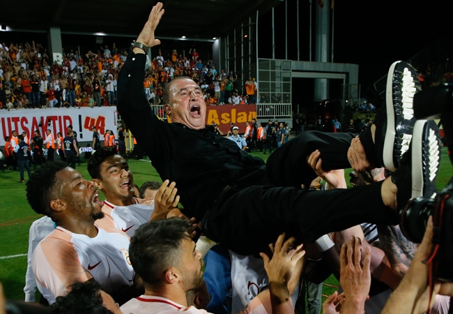 Süper Lig şampiyonu Galatasaray! - Resim : 3