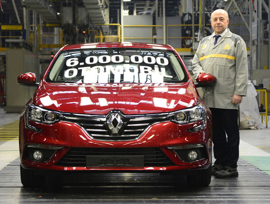 Oyak Renault, 6 milyonuncu otomobilini banttan indirdi - Resim : 1