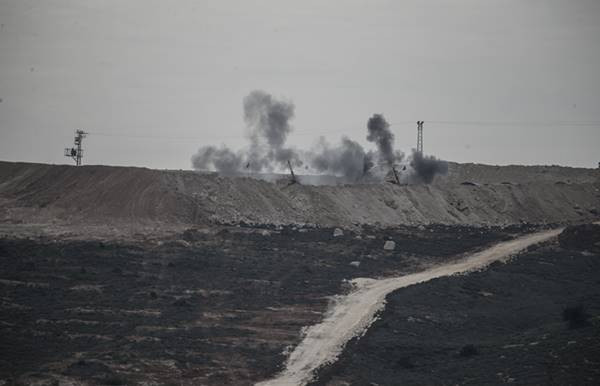 Afrin'de bir günde 5 köy kurtarıldı - Resim : 2