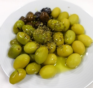 Akhisar'ın g&uuml;ndemi zeytinyağı - Resim : 5