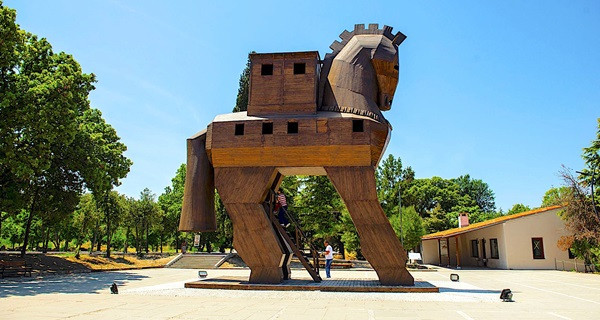 Anadolu'nun kadim değeri Troya ziyaretçilerini bekliyor - Resim : 3