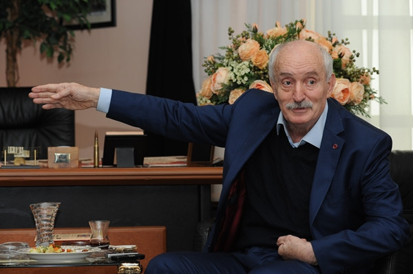 Eseri DÜNYA ile ekonomide bir çığır açtı - Resim : 12