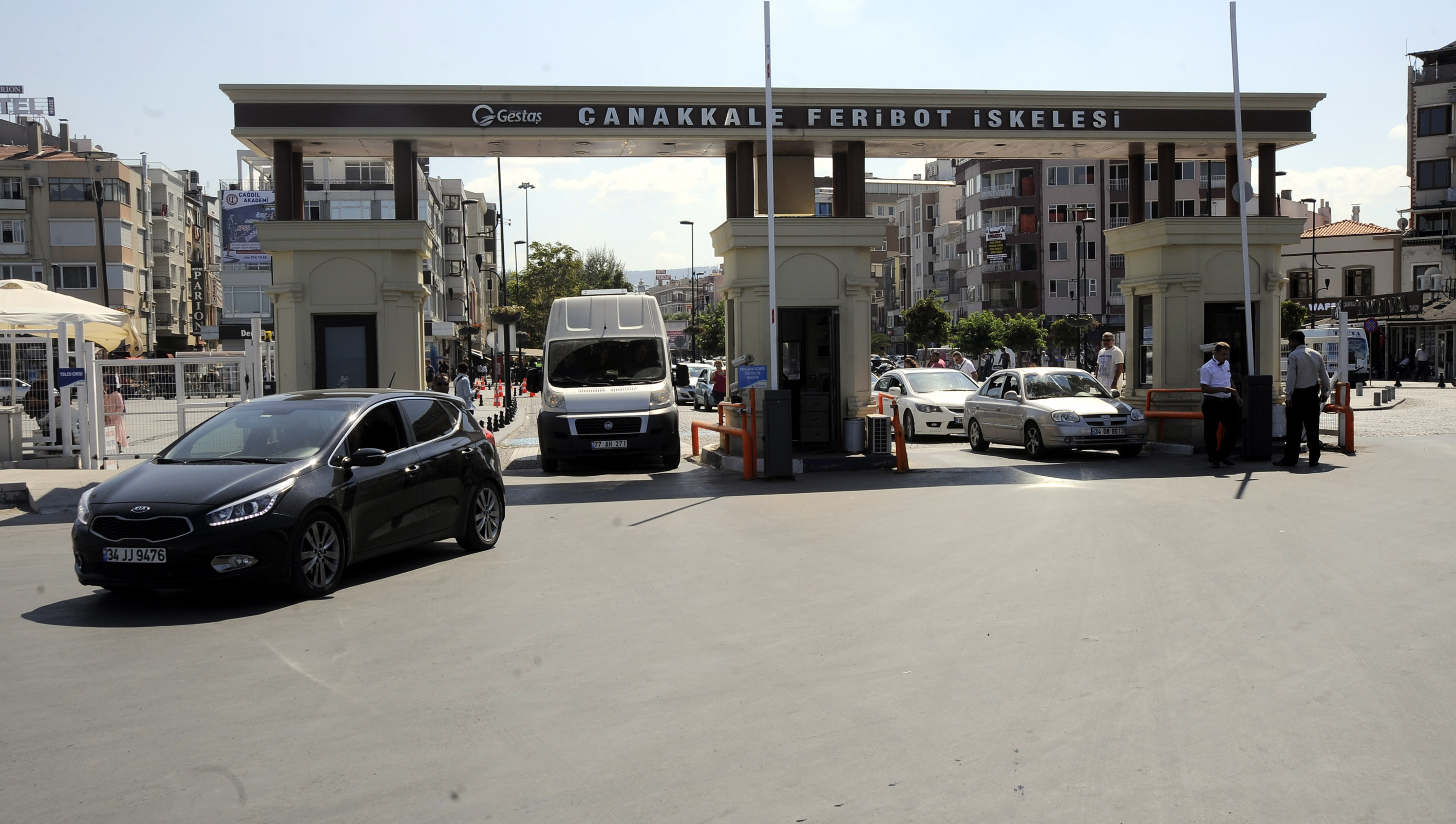 Tatilciler dönüş yolunda - Resim : 1