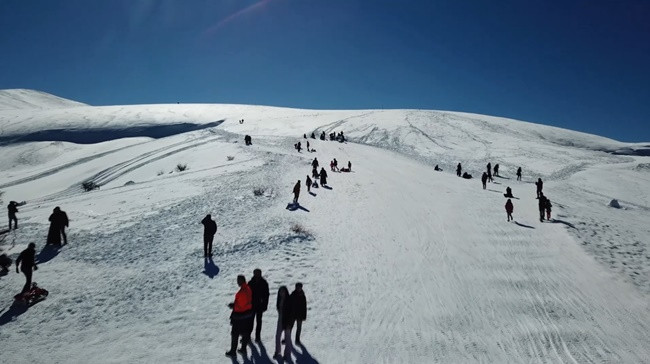 Uludağ, sömestr tatilinde yerli turistle yüzde 90 doluluğa ulaştı - Resim : 1