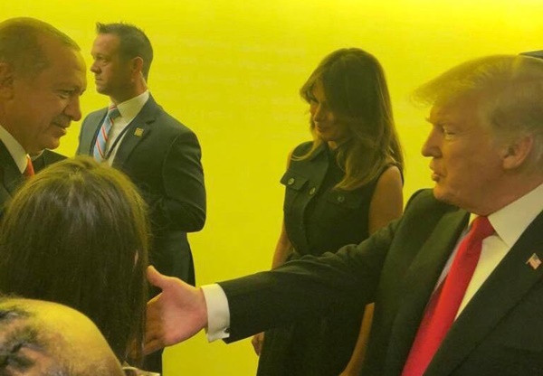 Erdoğan, Trump'la görüştü - Resim : 1