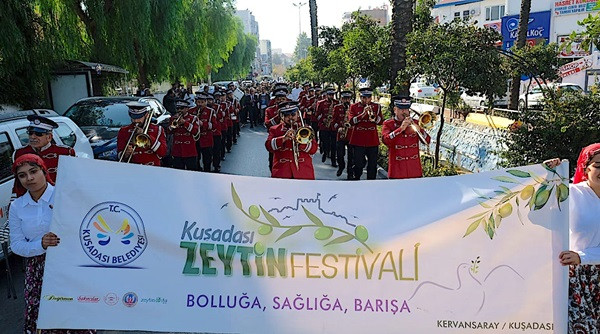 "Hayat kısa, kuşlar uçuyor" - Resim : 4