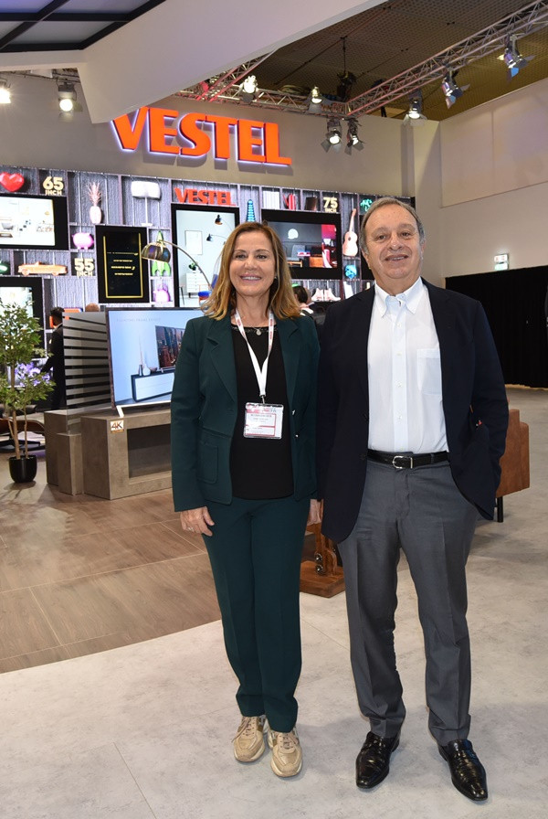 “Şirketimizin yüzde 65’i Y kuşağı. Biz yöneticilere neler yapmamız gerektiğini onlar söylüyorlar” - Resim : 2