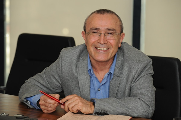 Eseri DÜNYA ile ekonomide bir çığır açtı - Resim : 18