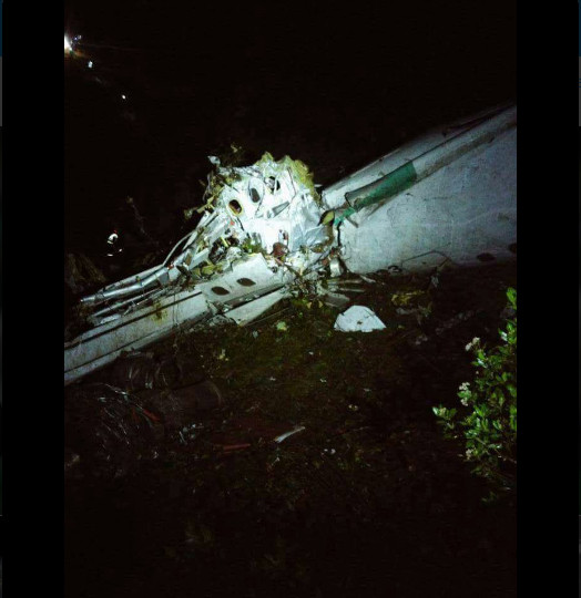 Brezilyalı futbolcuları taşıyan uçak düştü - Resim : 1