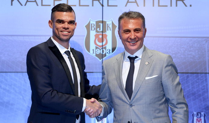 Beşiktaş Pepe'ye imza attırdı - Resim : 1
