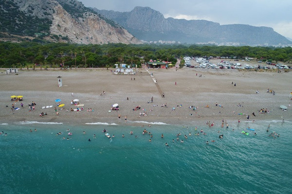 Sahillerde bayram yoğunluğu - Resim : 2