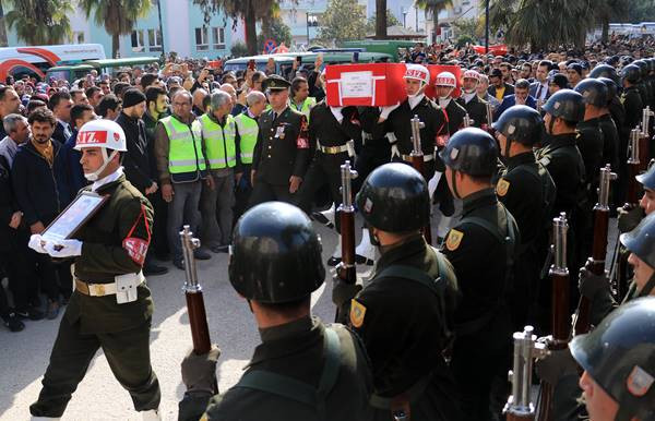 Afrin şehidi Hatay'da uğurlandı - Resim : 1