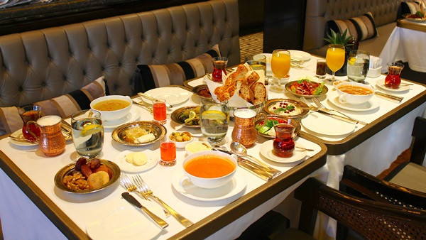 Ramazan'a özel iftar sofraları (3) - Resim : 6