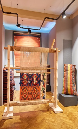 Vehbi Koç'un evi, özel bir sergi ile ziyarete açıldı - Resim : 2